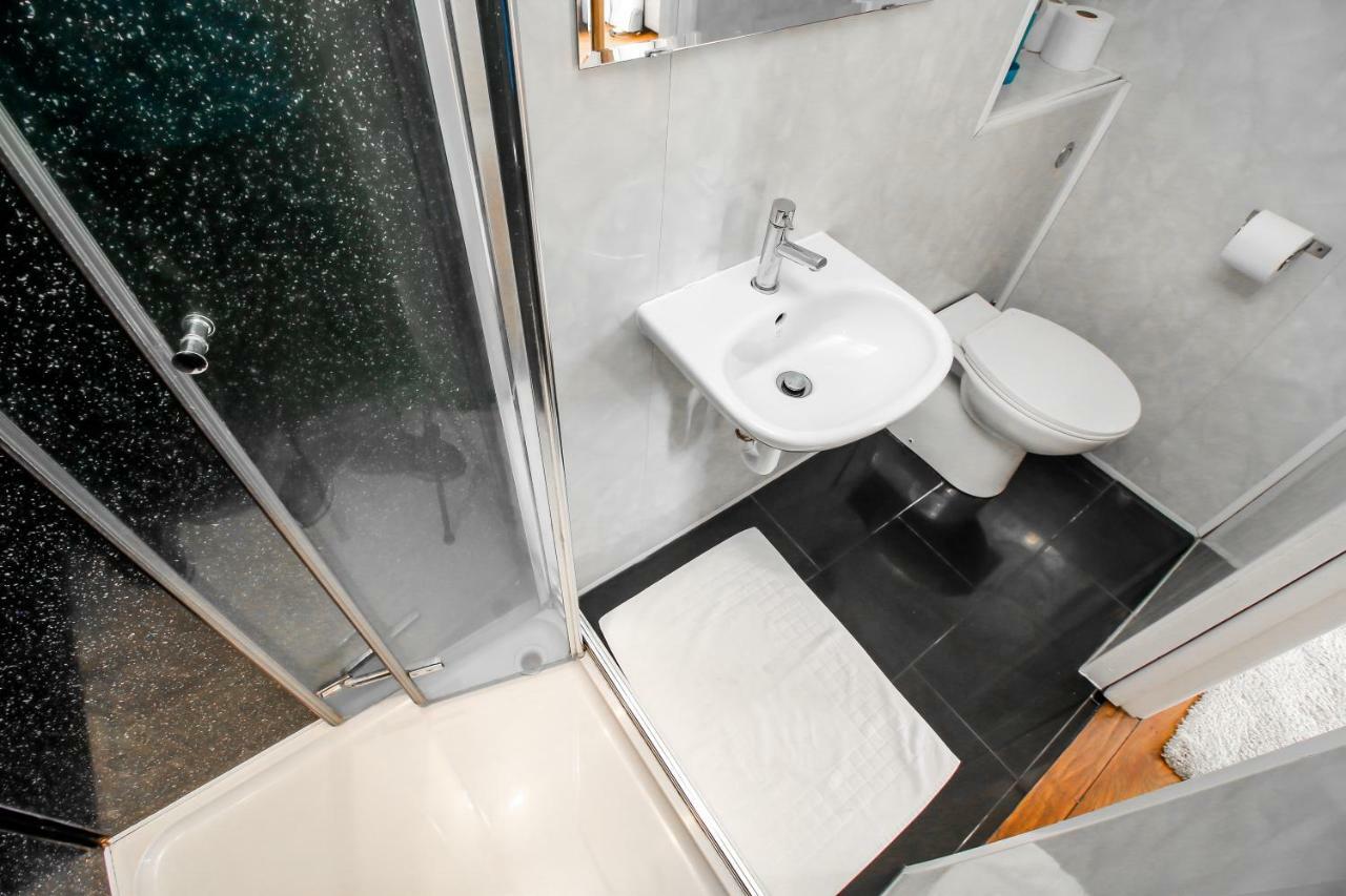 City View Flat @ Liverpool St. لندن المظهر الخارجي الصورة