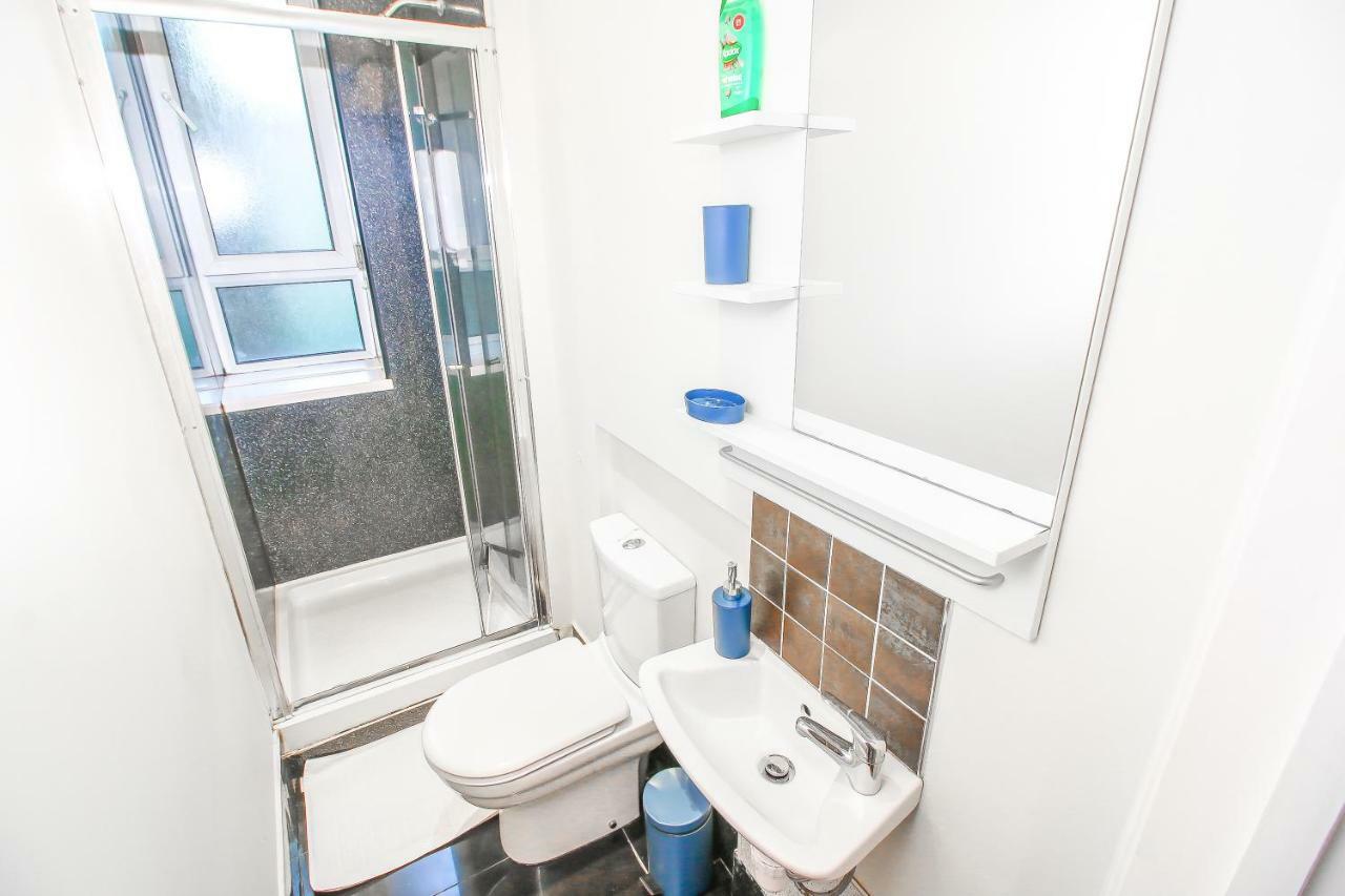 City View Flat @ Liverpool St. لندن المظهر الخارجي الصورة